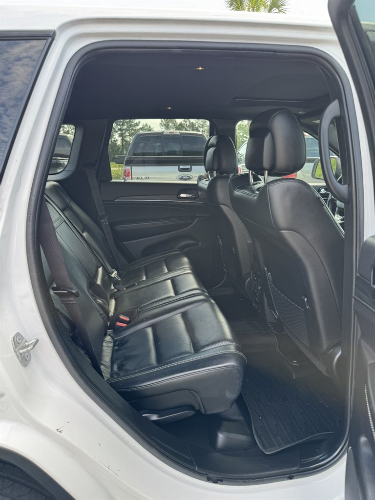 2021 Jeep Cherokee - $23,990