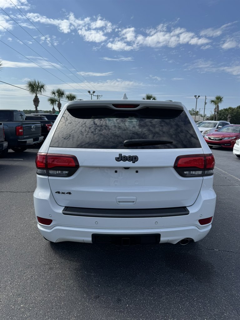 2021 Jeep Cherokee - $23,990