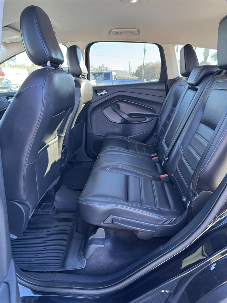 2019 Ford Escape - $15,900