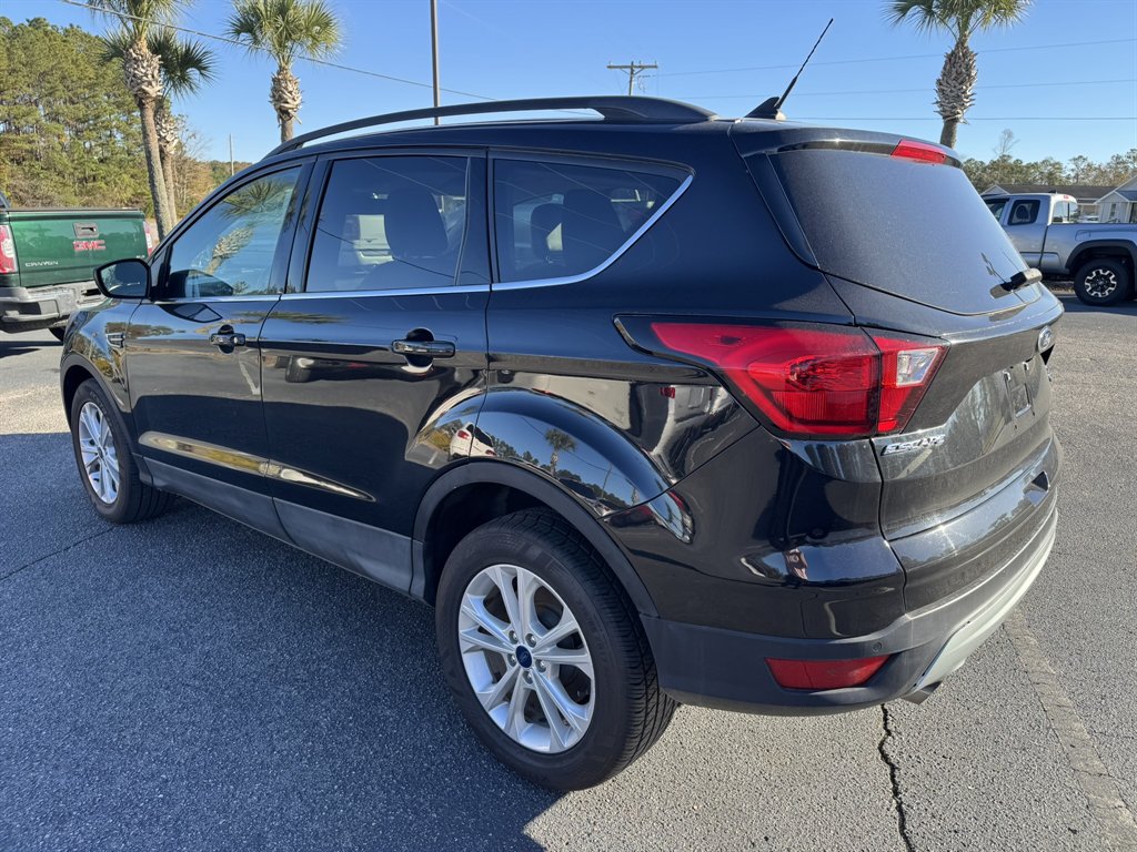 2019 Ford Escape - $15,900