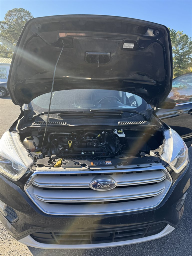 2019 Ford Escape - $15,900