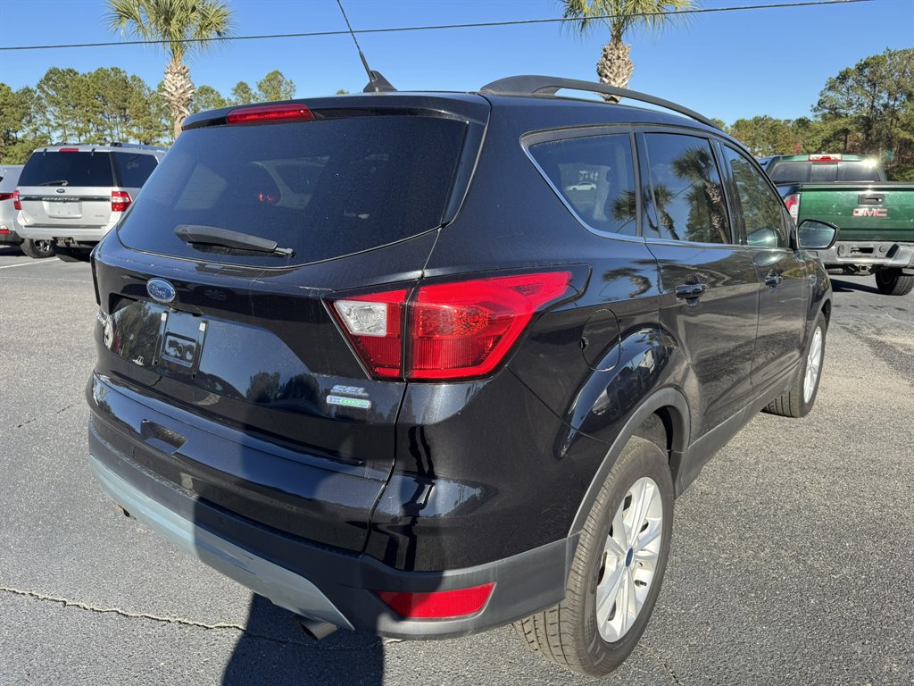 2019 Ford Escape - $15,900