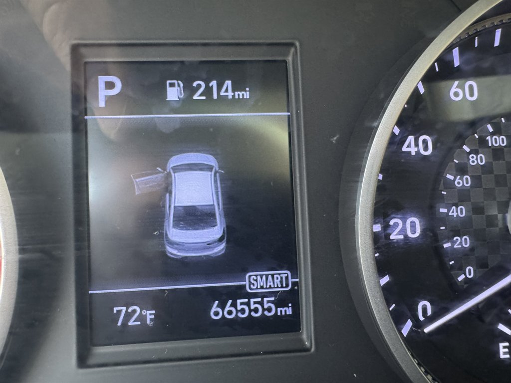 2020 Hyundai Elantra - $14,900