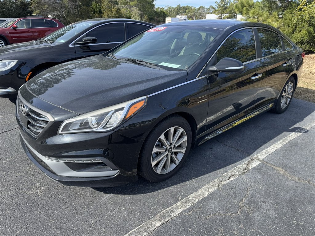 2017 Hyundai Sonata - $12,995