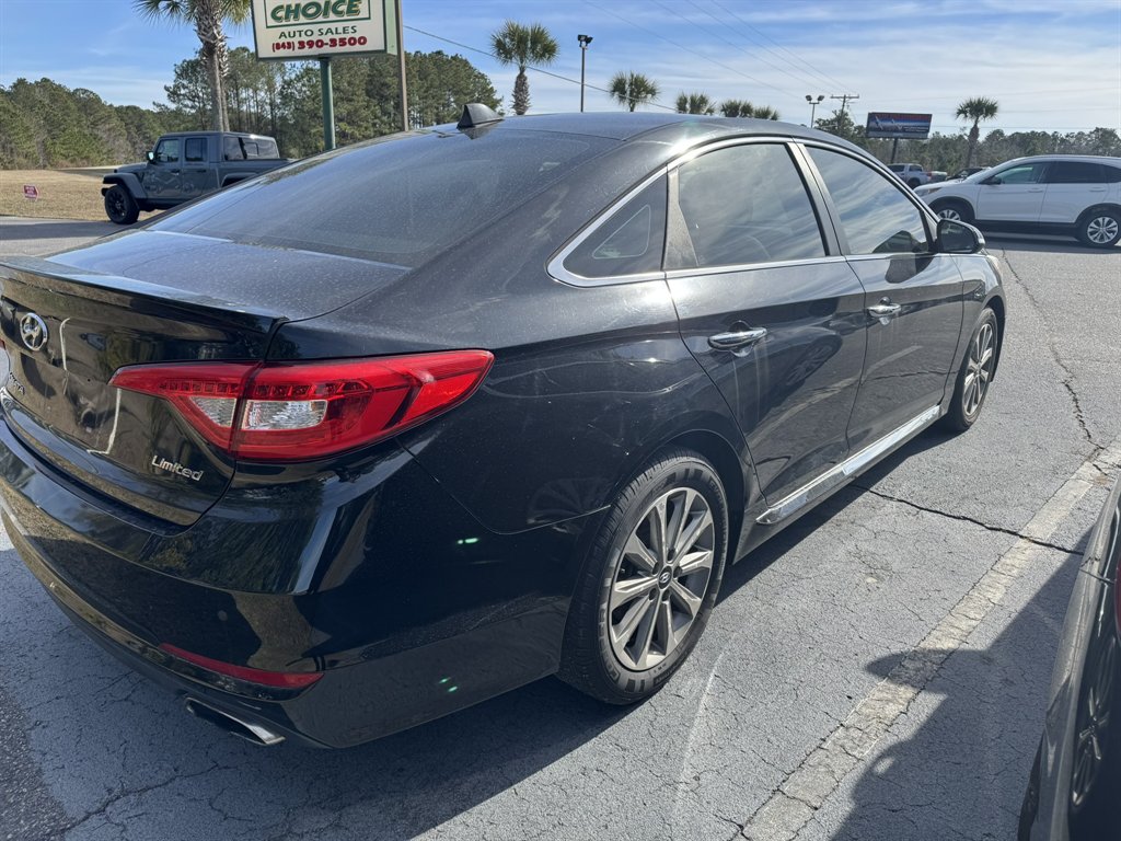 2017 Hyundai Sonata - $12,995