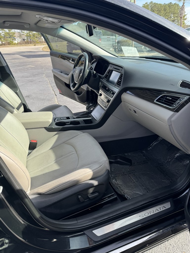 2017 Hyundai Sonata - $12,995