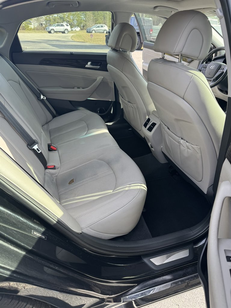 2017 Hyundai Sonata - $12,995