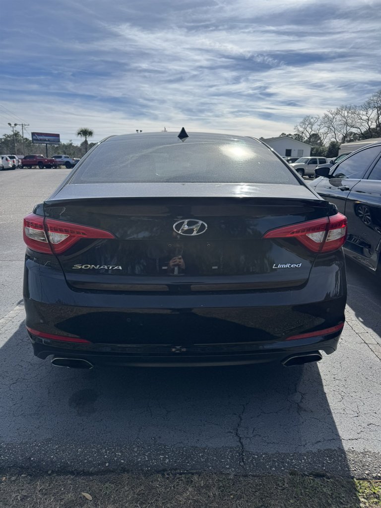 2017 Hyundai Sonata - $12,995