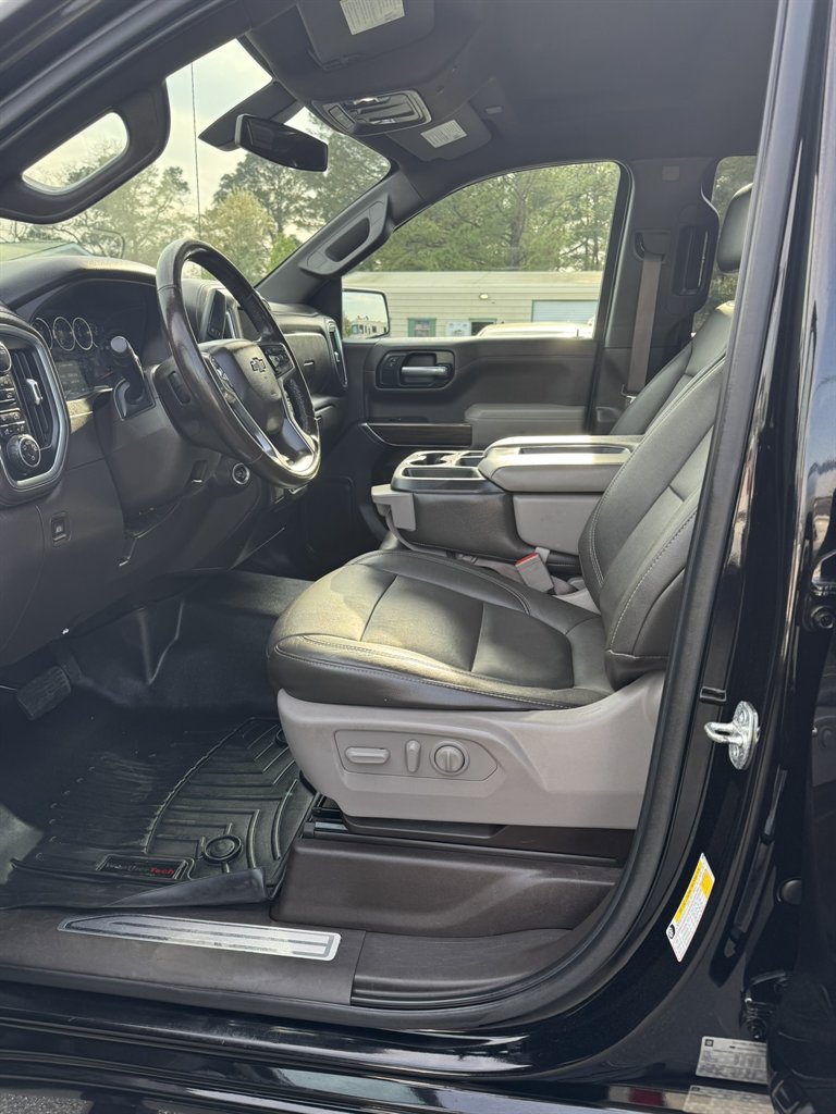 2020 Chevrolet Silverado 1500 - $28,900