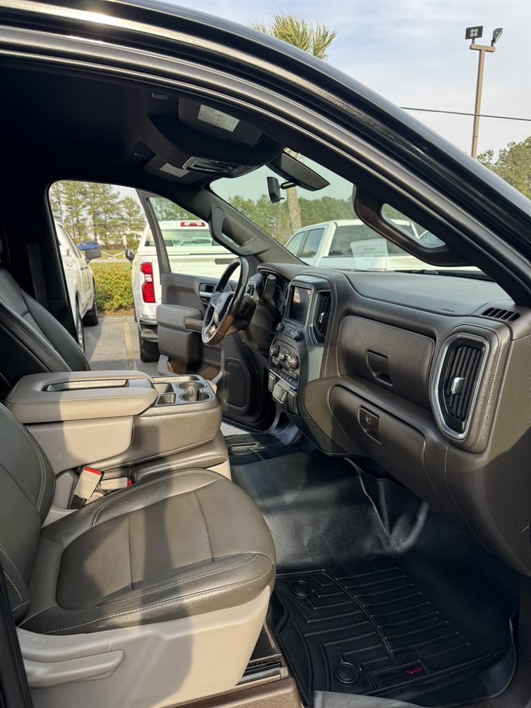 2020 Chevrolet Silverado 1500 - $28,900