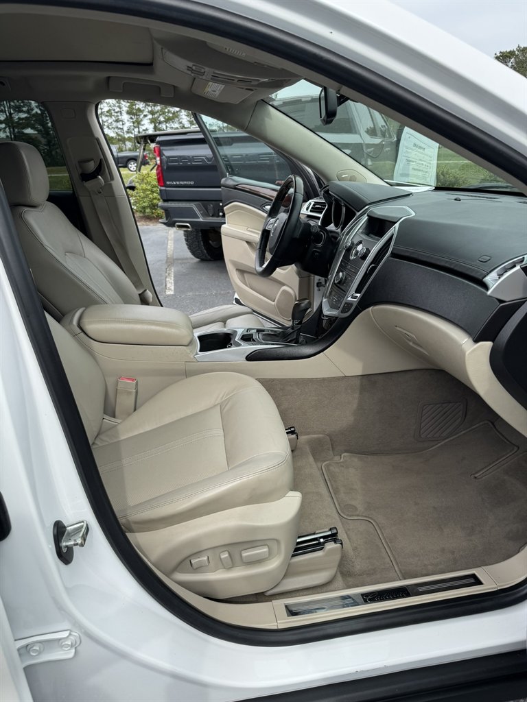 2011 Cadillac SRX - $8,995