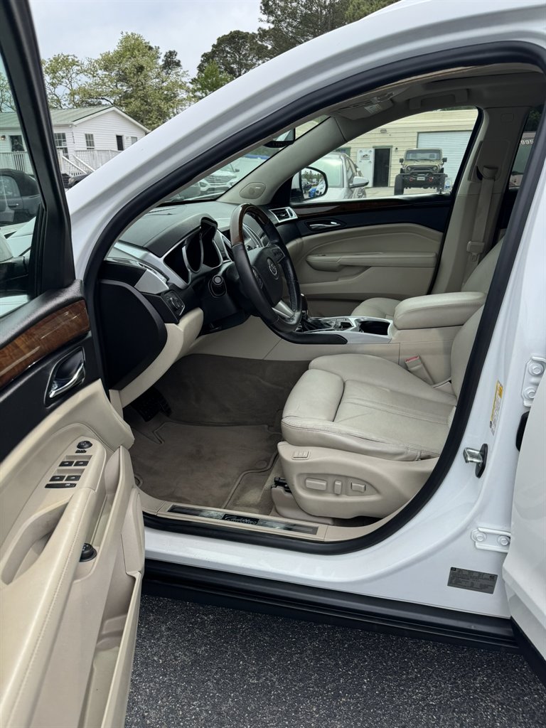 2011 Cadillac SRX - $8,995