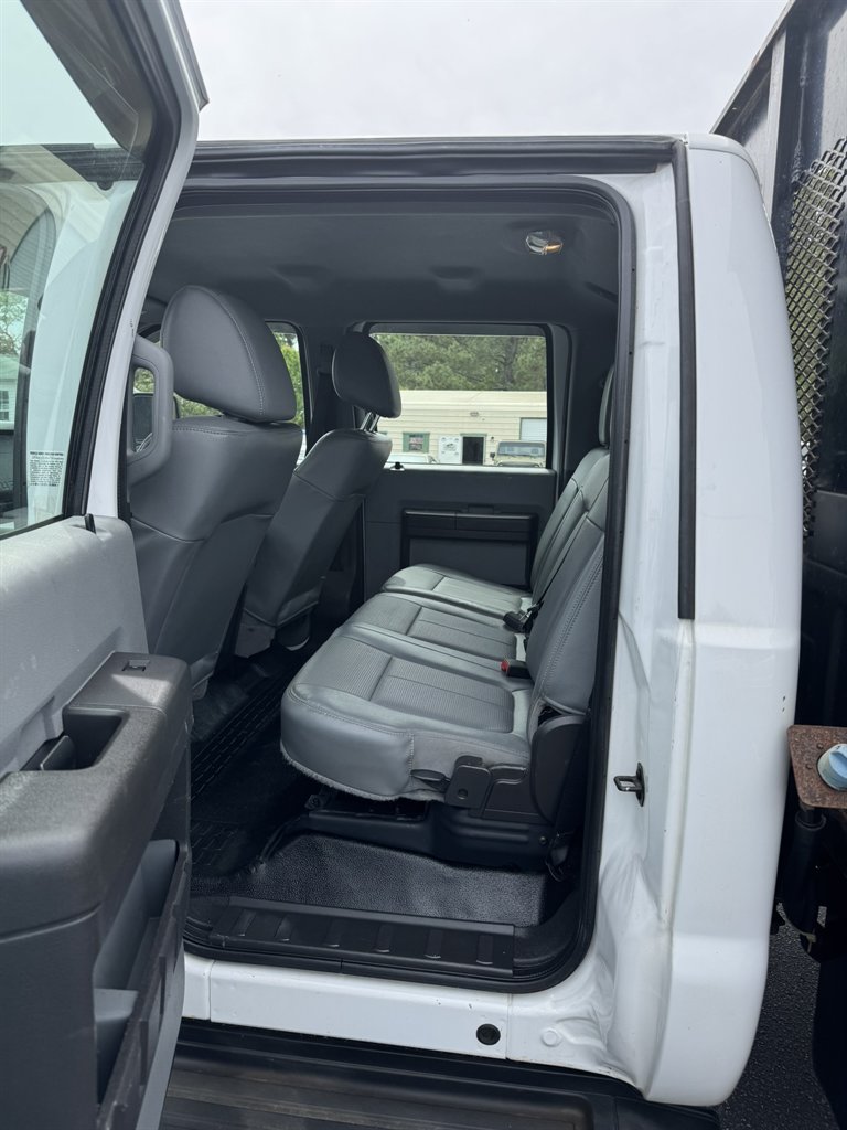 2016 Ford F-450 - $25,900