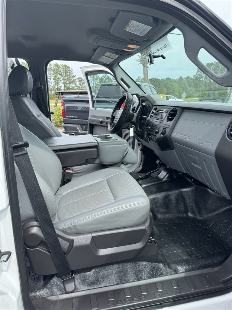 2016 Ford F-450 - $25,900