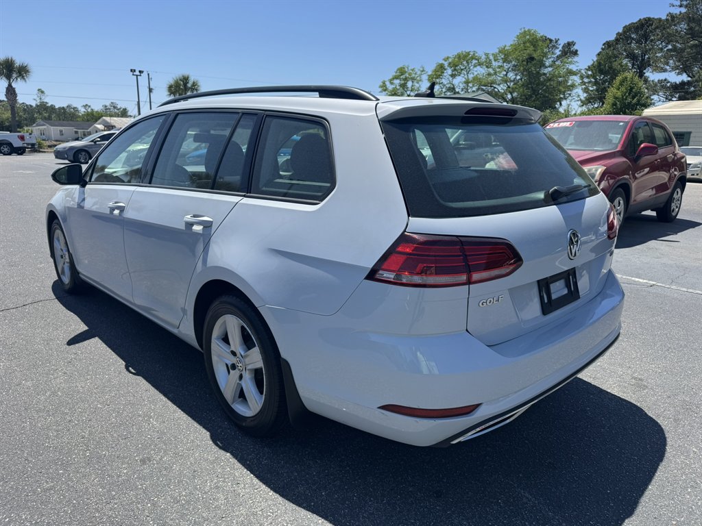 2018 Volkswagen Golf - $12,900