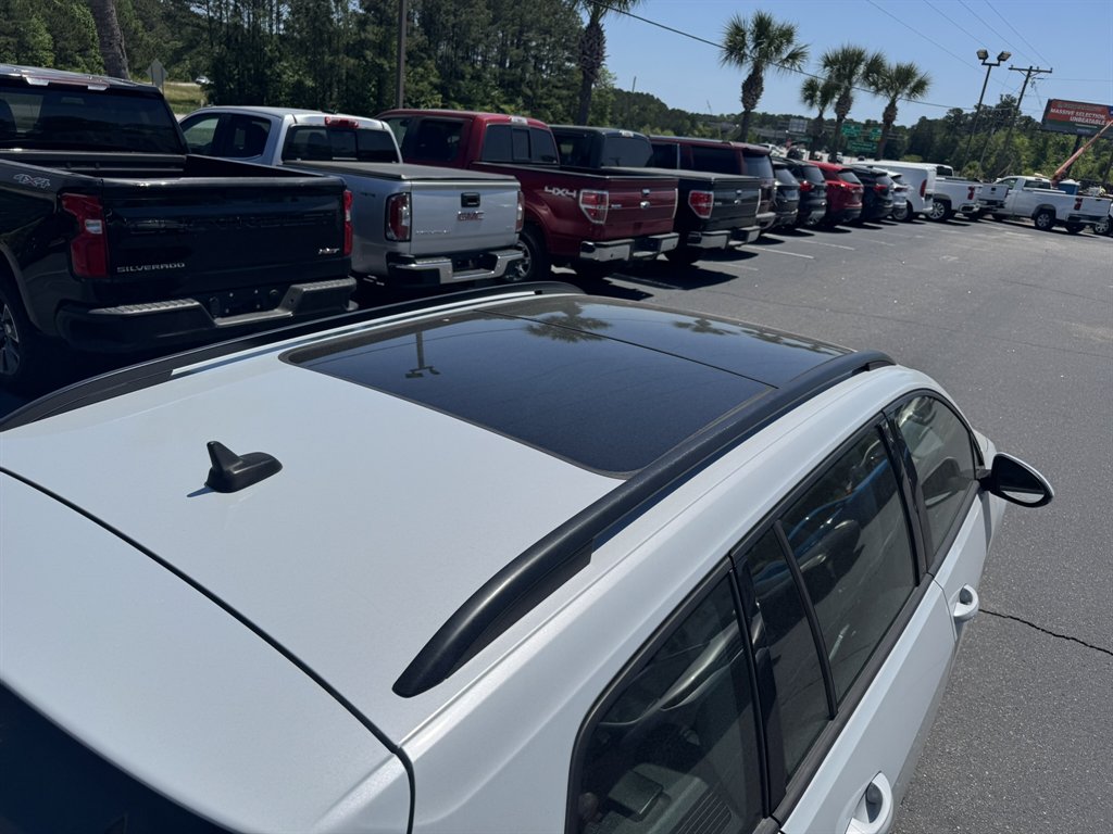 2018 Volkswagen Golf - $12,900