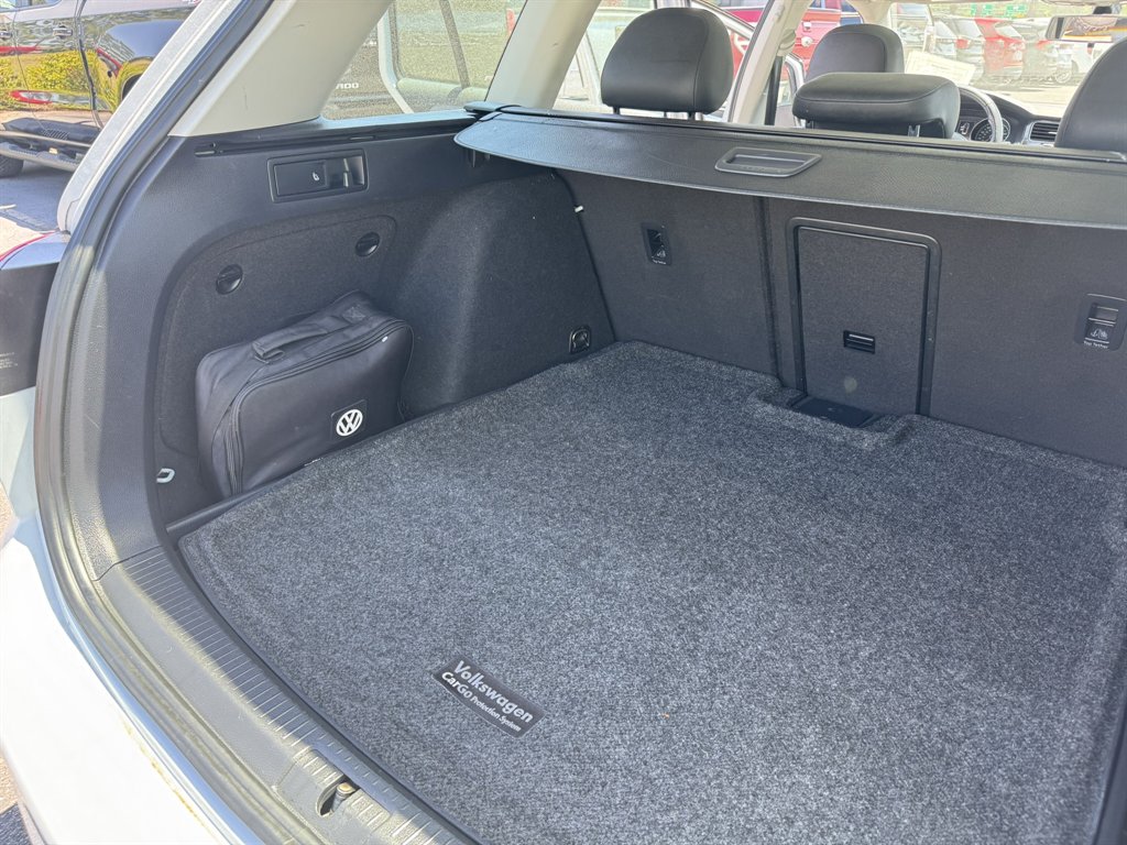 2018 Volkswagen Golf - $12,900