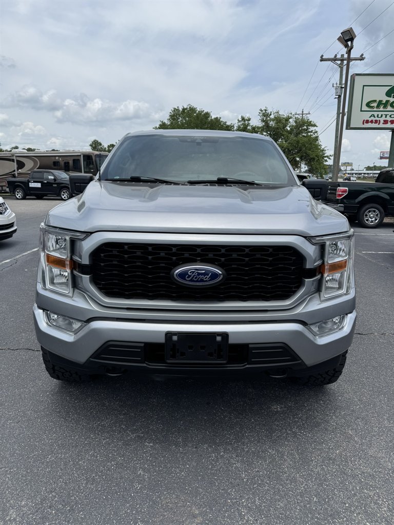 2021 Ford F-150 - $31,995