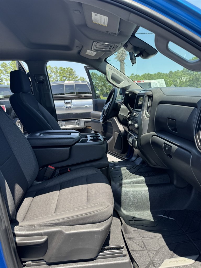 2022 Chevrolet Silverado - $29,995