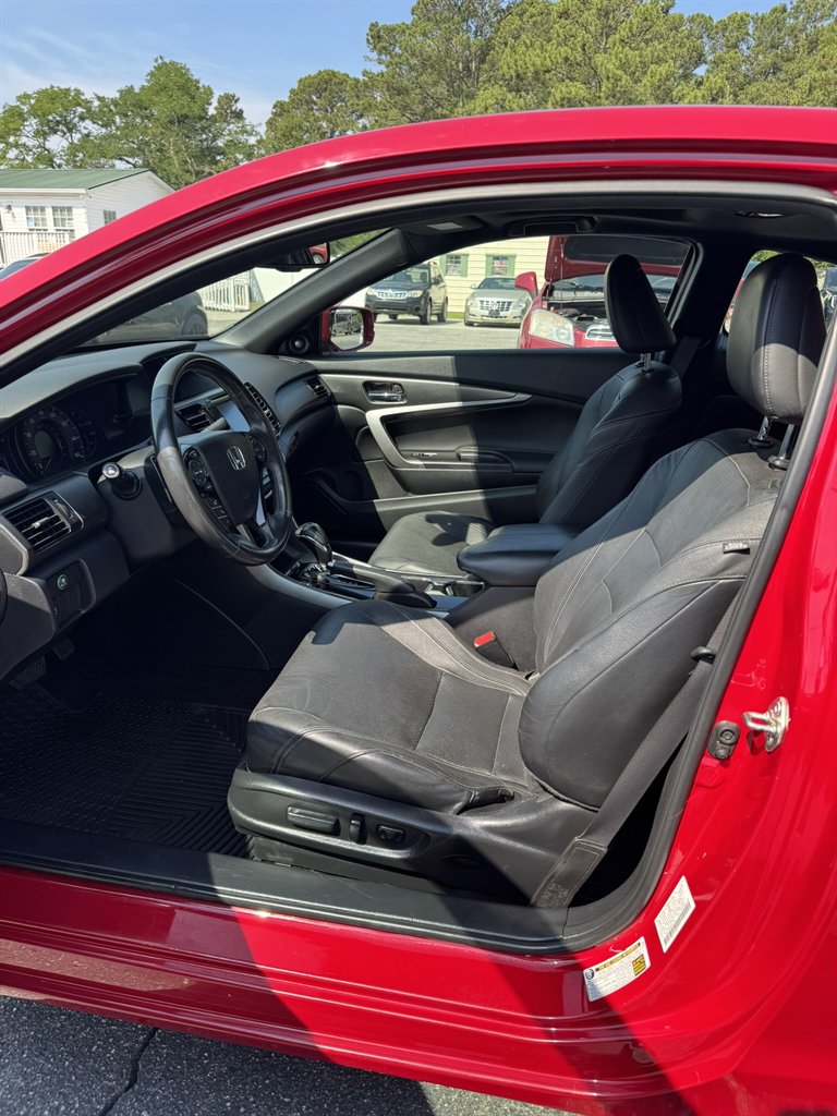 2017 Honda Accord - $18,900