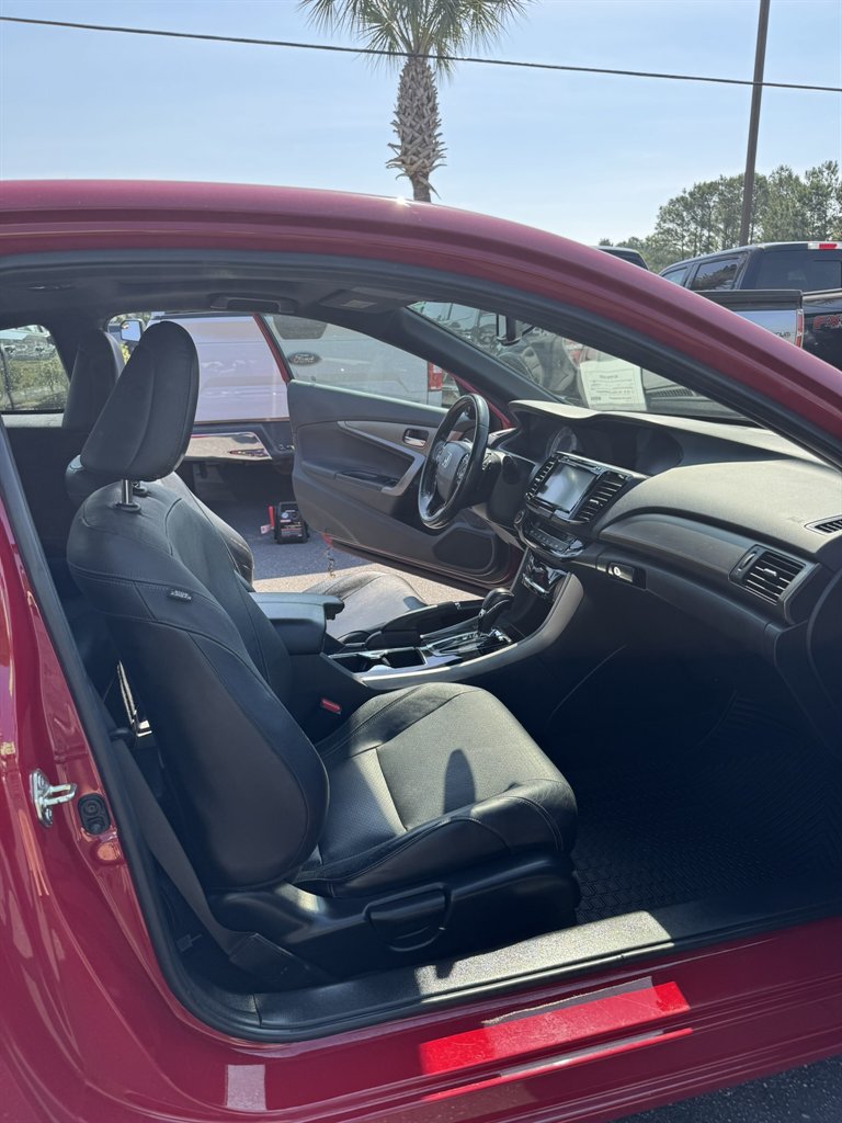 2017 Honda Accord - $18,900
