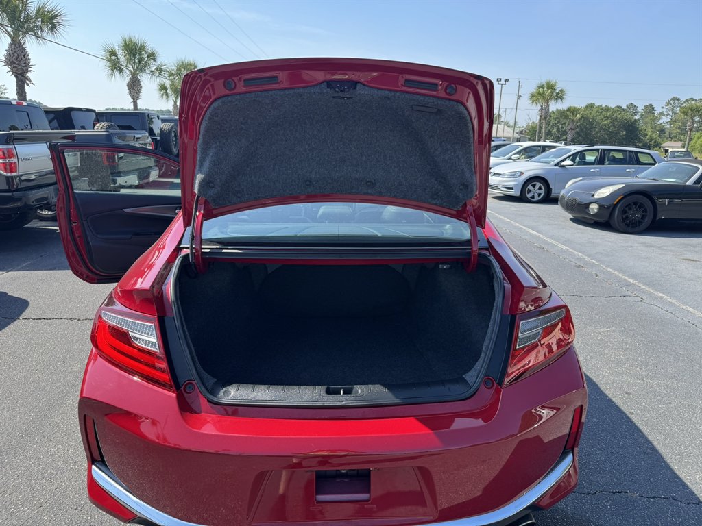 2017 Honda Accord - $18,900