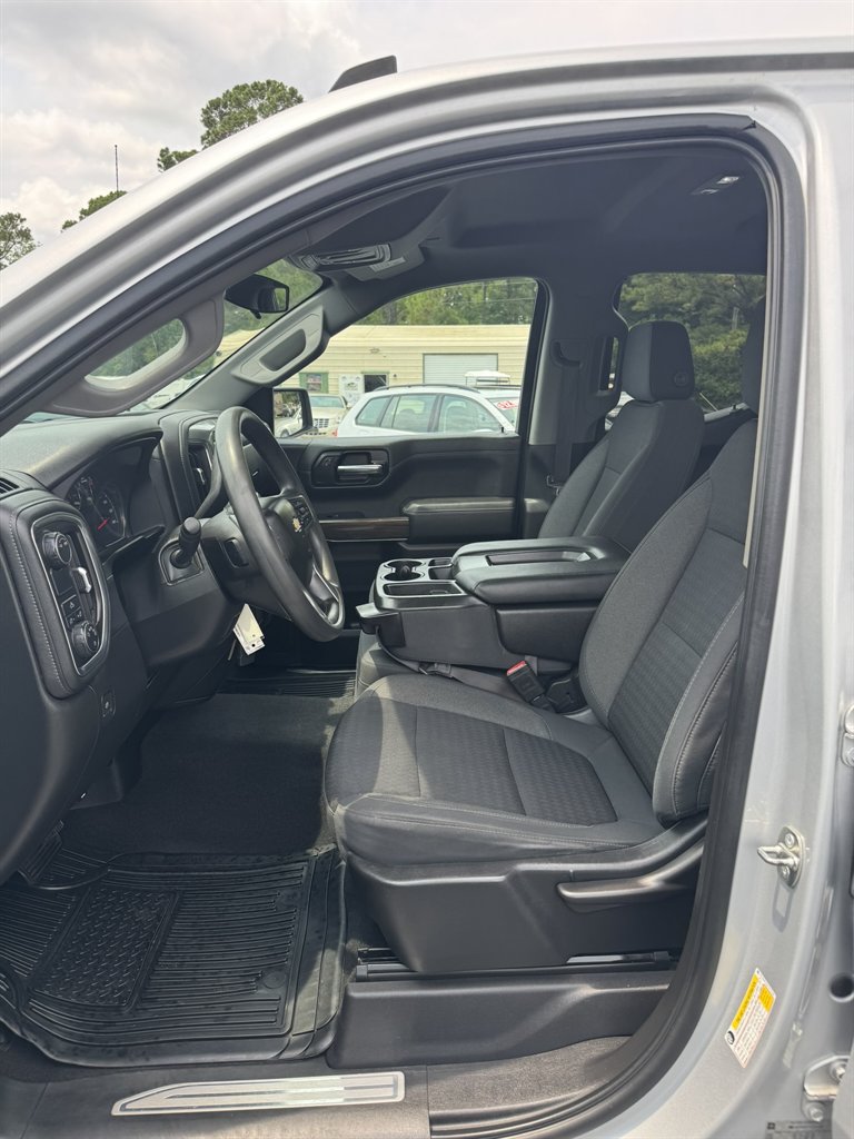 2020 Chevrolet Silverado - $23,995