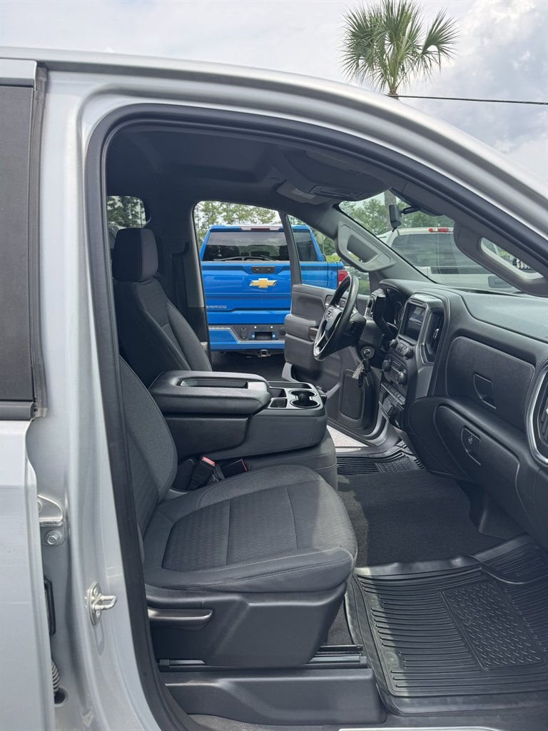 2020 Chevrolet Silverado - $23,995