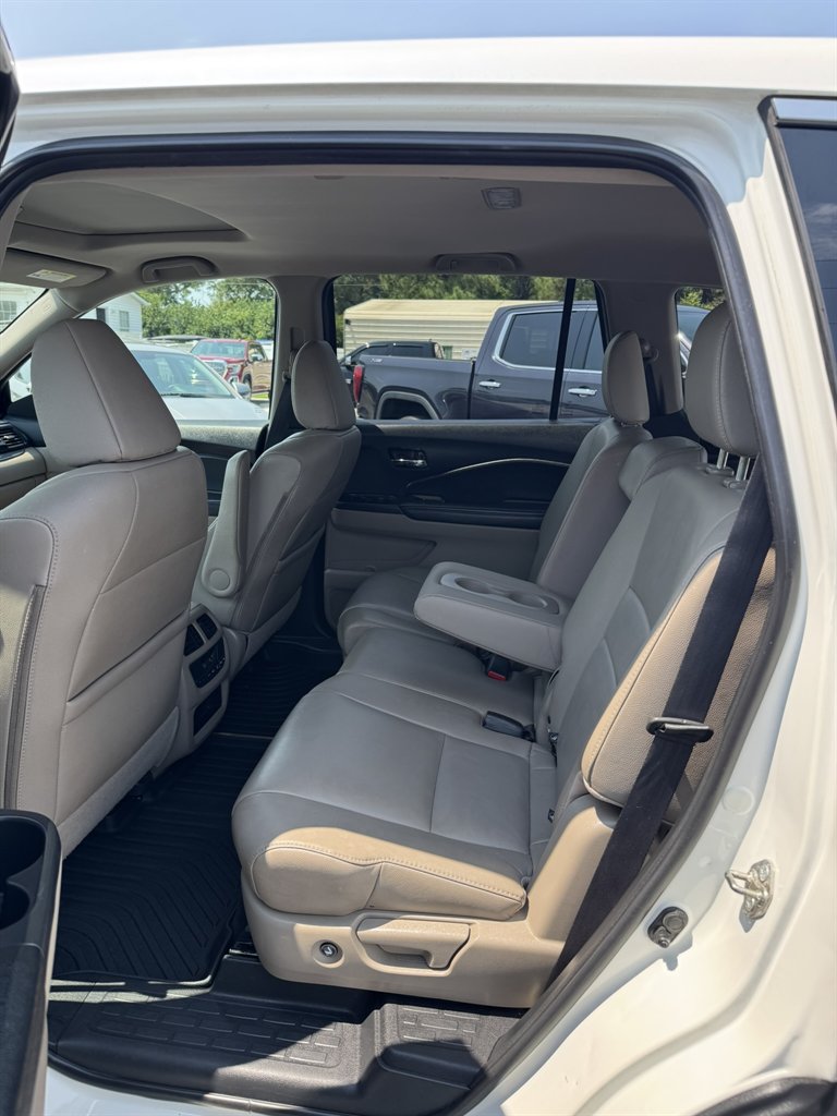 2017 Honda Pilot - $10,995