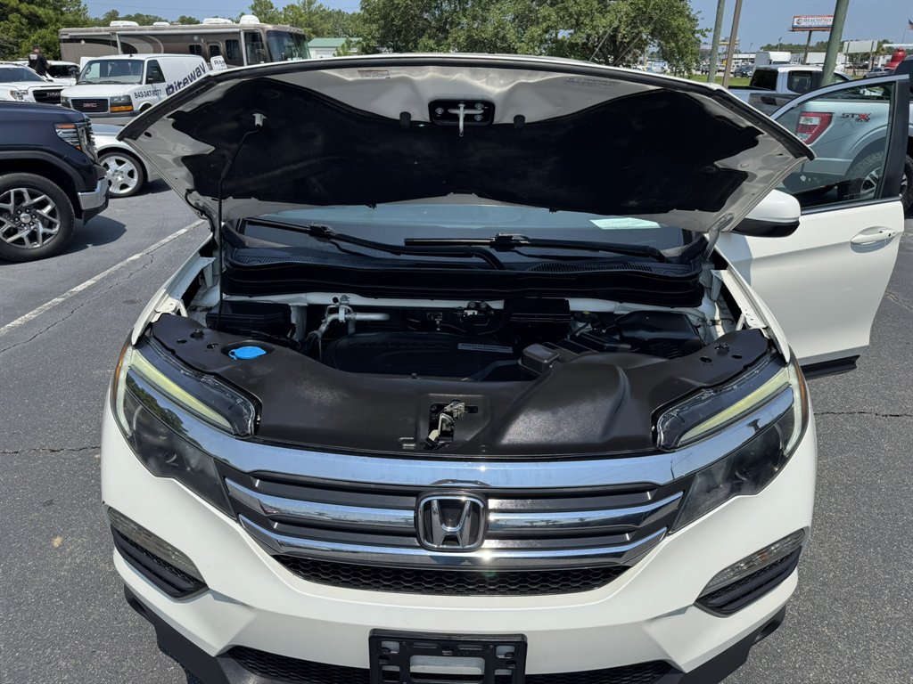 2017 Honda Pilot - $10,995