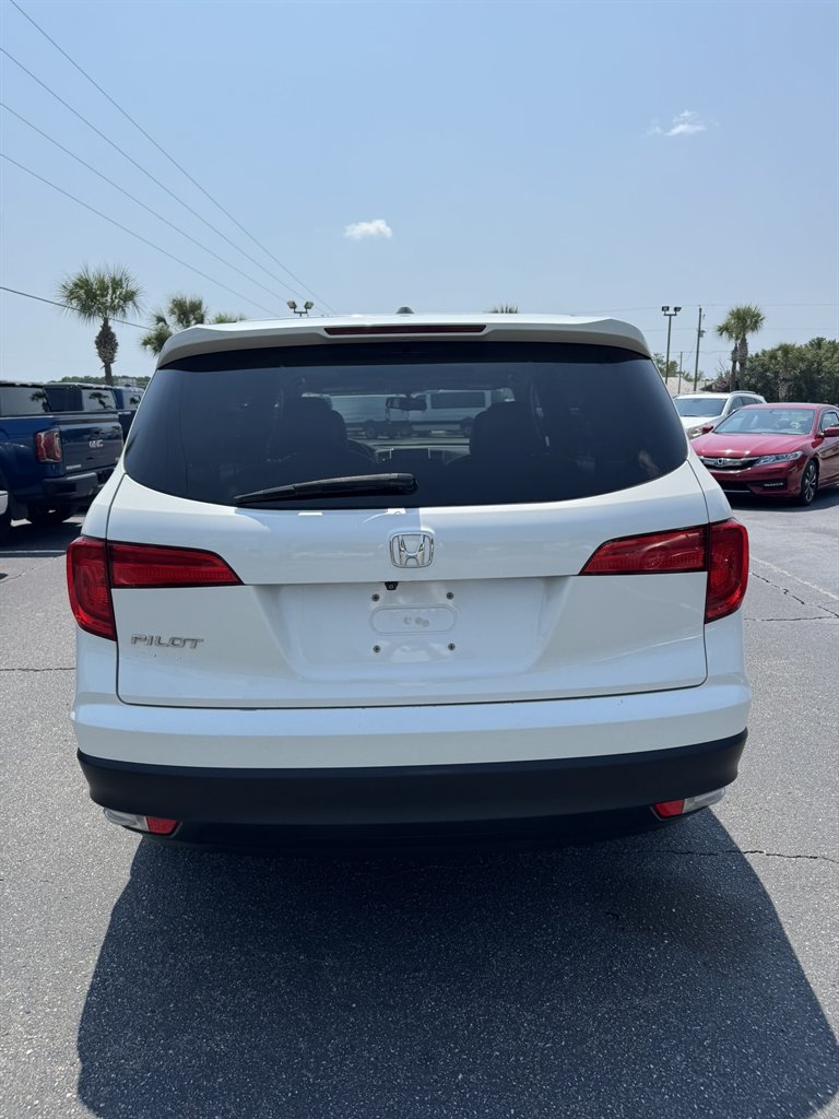 2017 Honda Pilot - $10,995