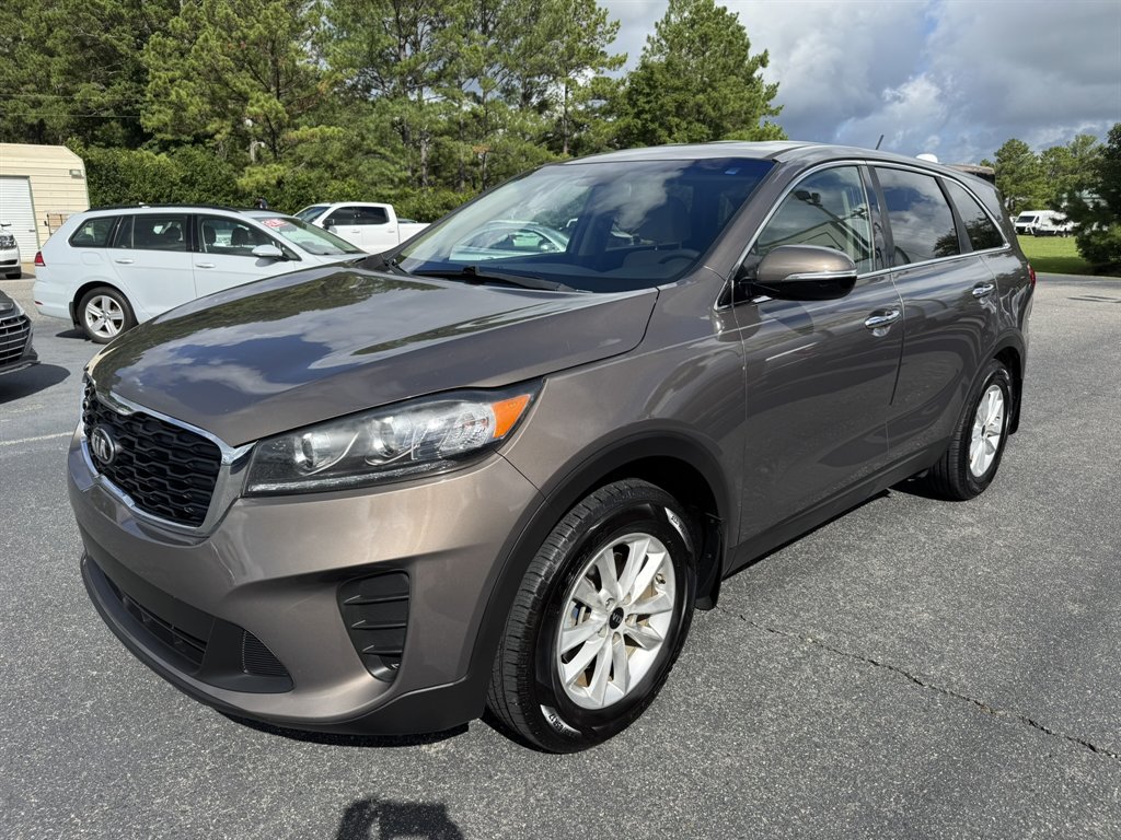 2019 Kia Sorento - $10,995