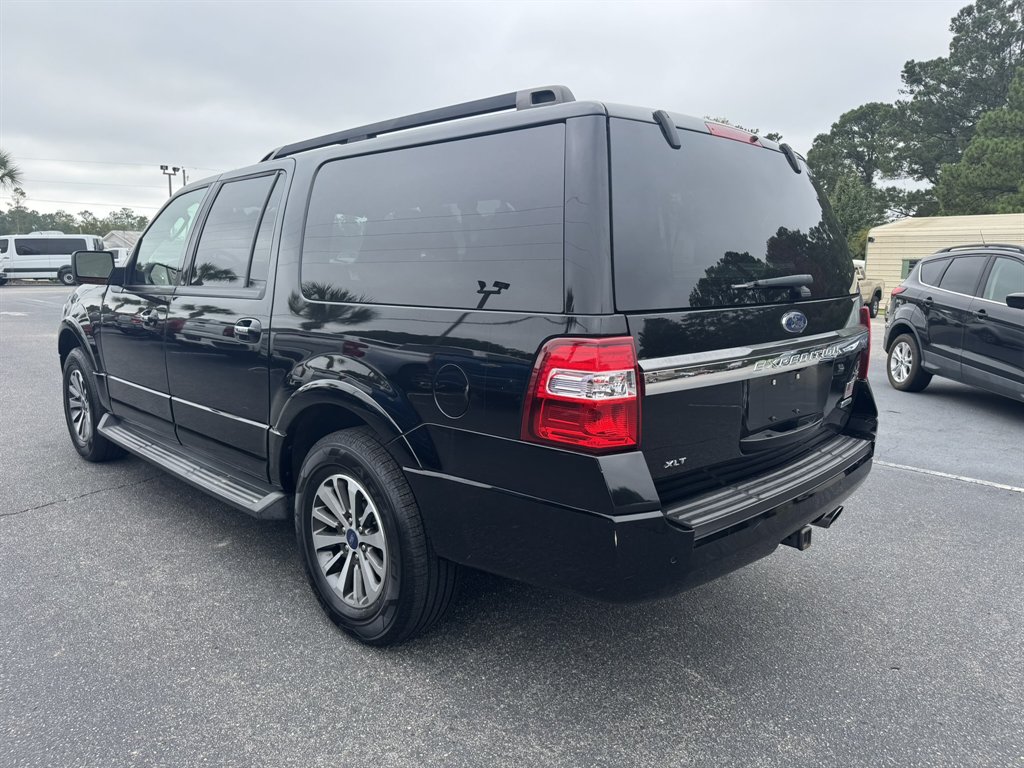 2017 Ford Expedition - $15,995