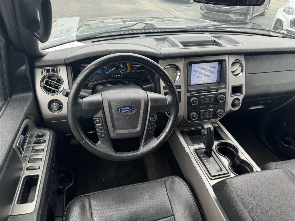 2017 Ford Expedition - $15,995