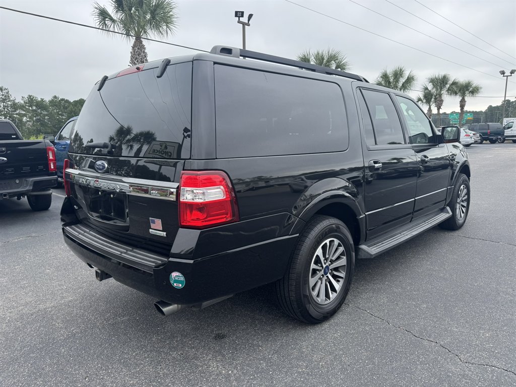 2017 Ford Expedition - $15,995