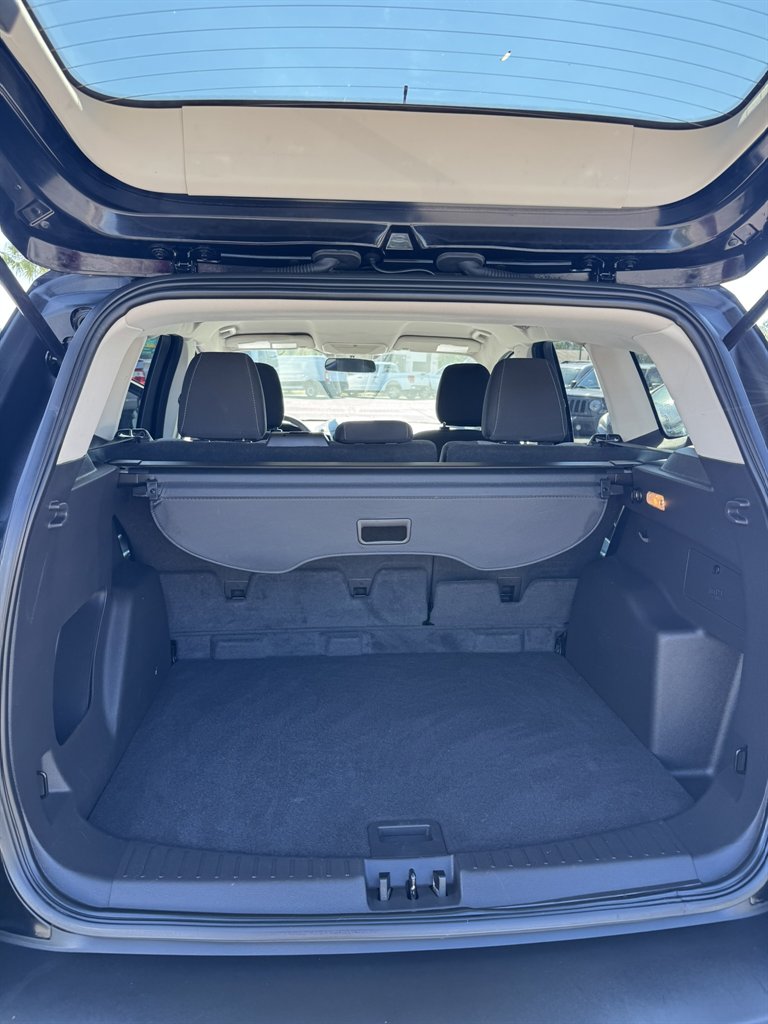 2018 Ford Escape - $10,995
