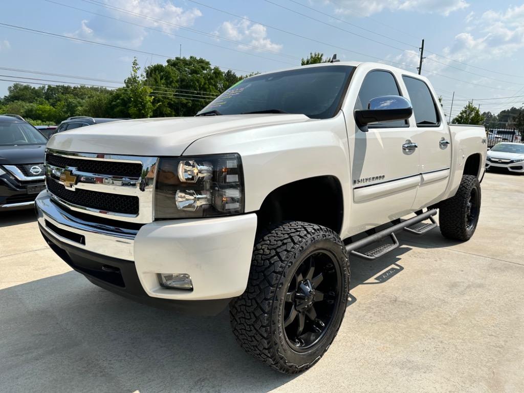 2009 Chevrolet Silverado 1500 LTZ photo