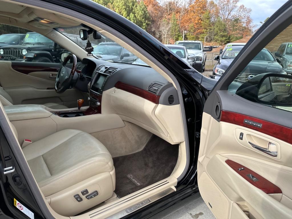2012 Lexus LS 460 L photo