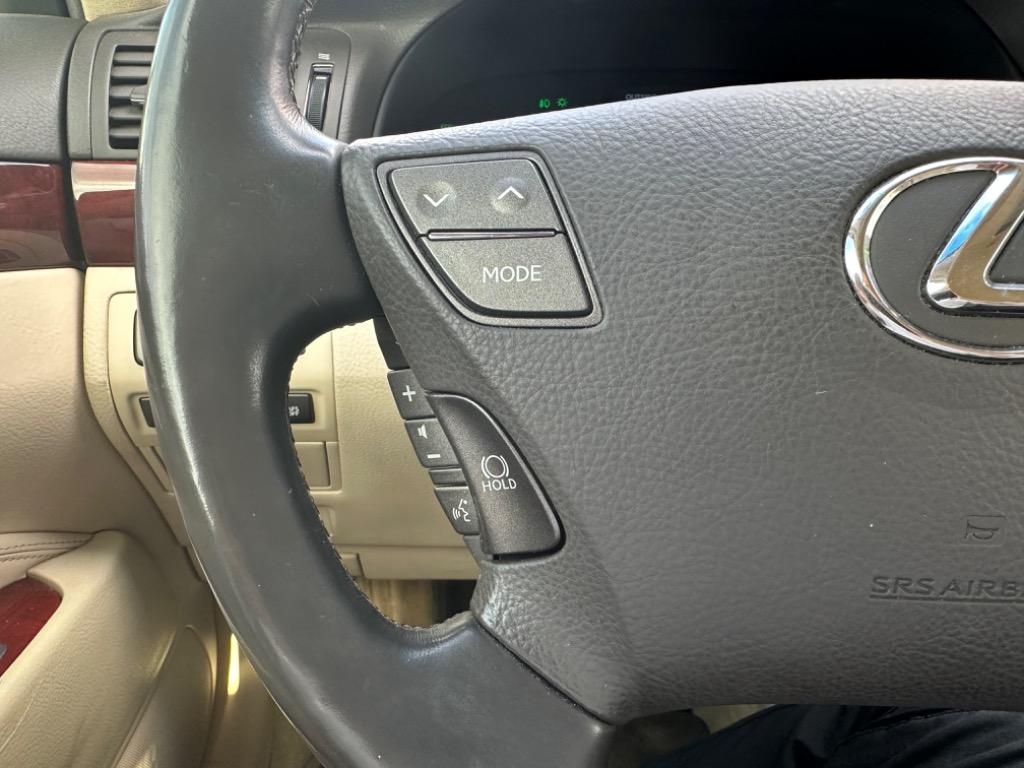 2012 Lexus LS 460 L photo