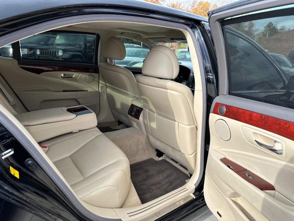 2012 Lexus LS 460 L photo