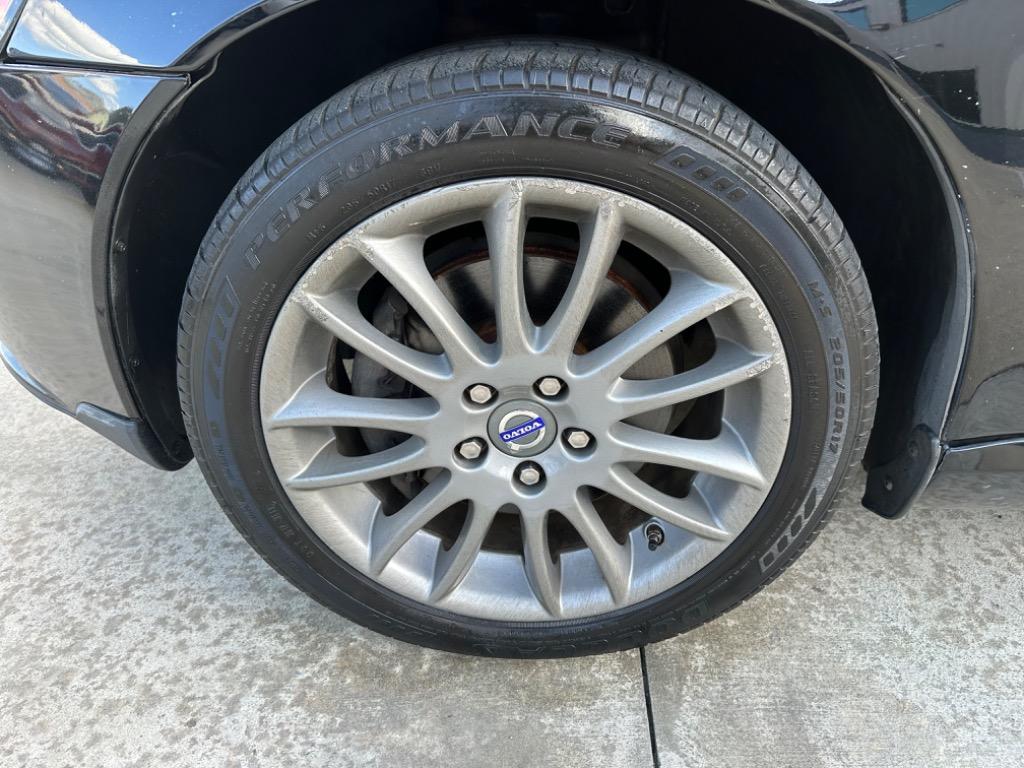 2010 Volvo S40 2.4i photo