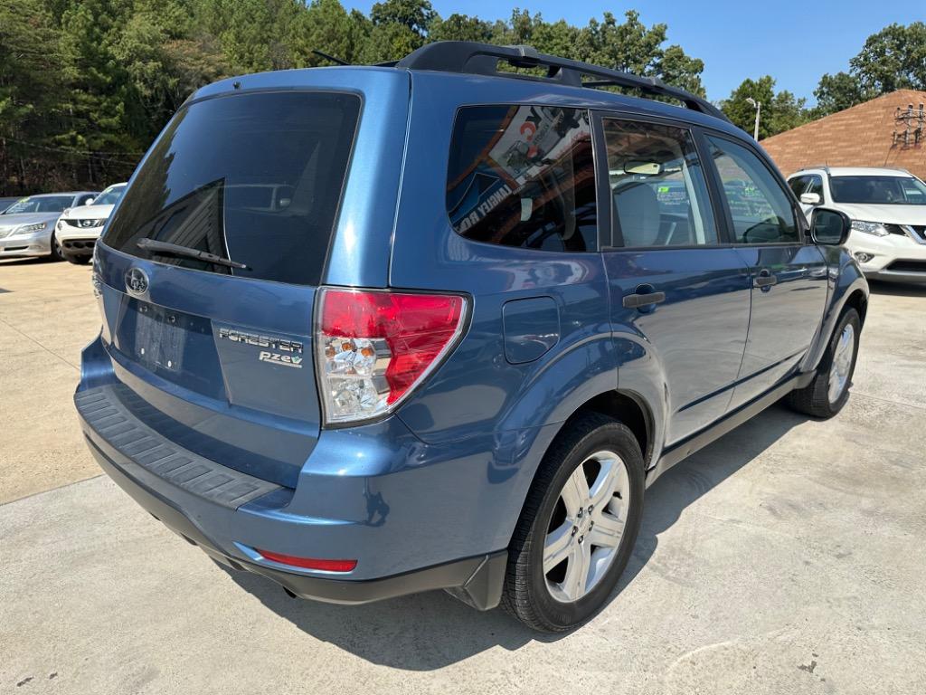 2010 Subaru Forester 2.5X Premium photo