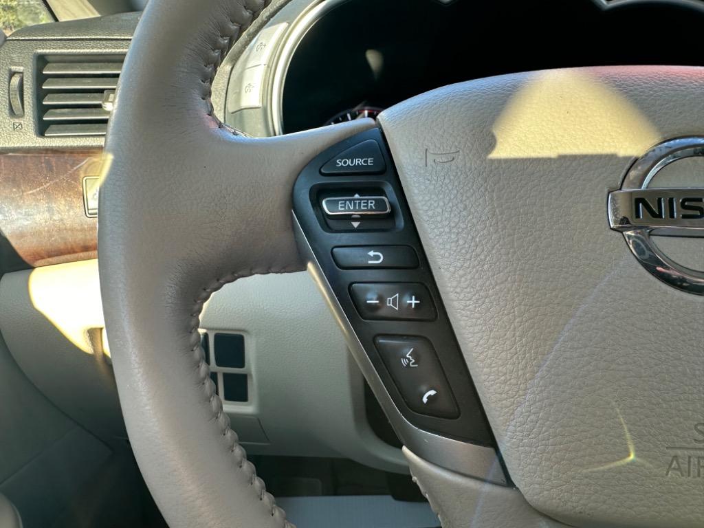 2013 Nissan Quest 3.5 S photo