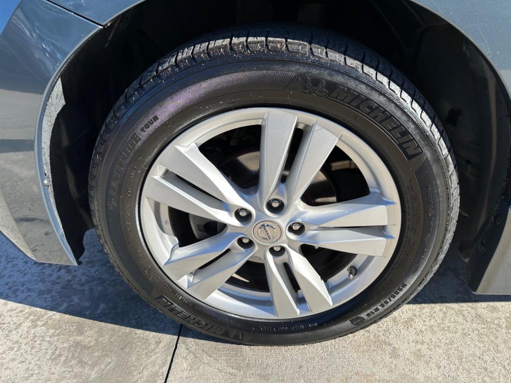 2013 Nissan Quest 3.5 S photo