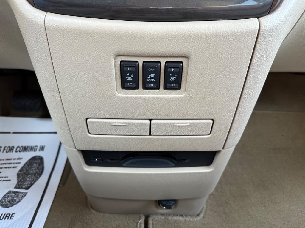 2013 Nissan Quest 3.5 S photo