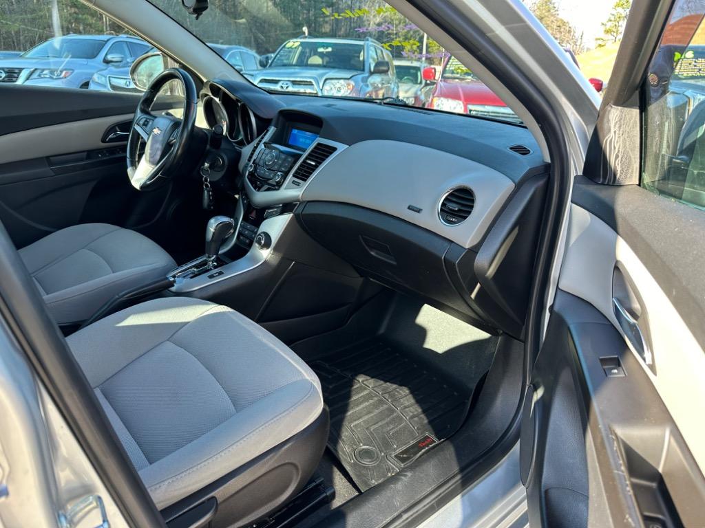 2014 Chevrolet Cruze 1LT Auto photo