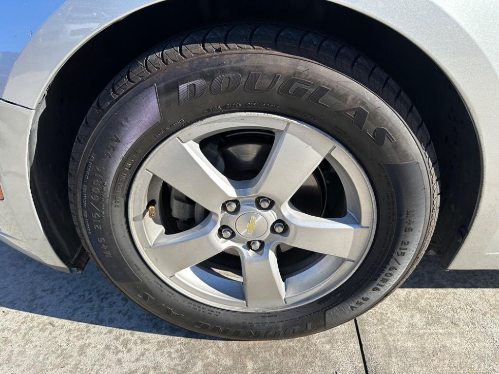 2014 Chevrolet Cruze 1LT Auto photo
