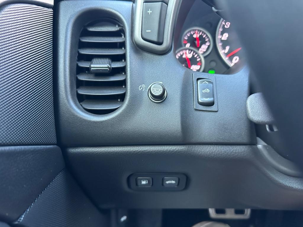 2005 Chevrolet Corvette photo