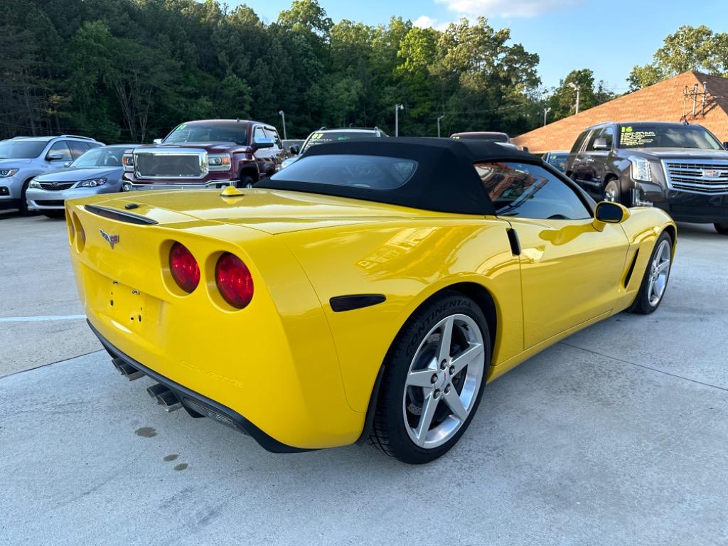 2005 Chevrolet Corvette - $18,950