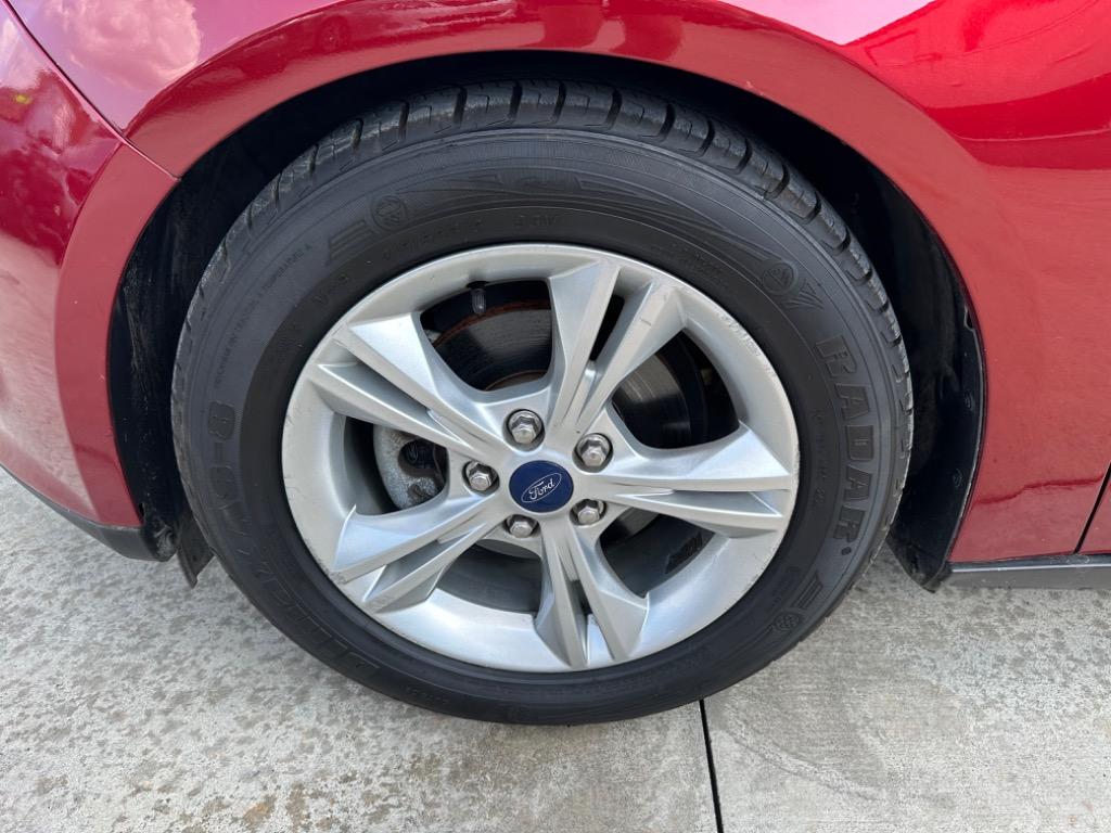 2014 Ford Focus SE photo